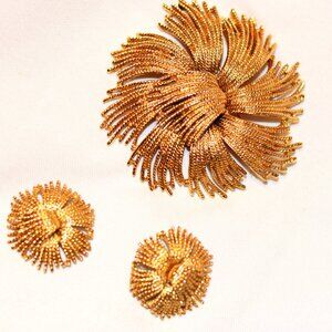 VINTAGE PIN & EARRINGS SET